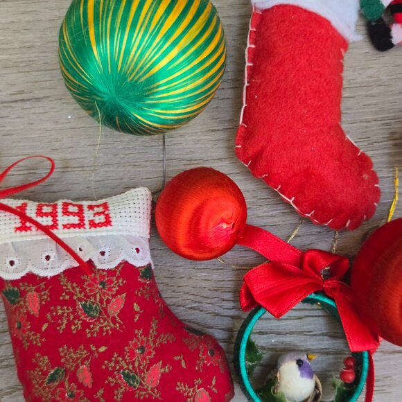 3/$35 🌼 Vintage Red & Green Christmas Ornament Bundle – 8 Pieces - Picture 2 of 4